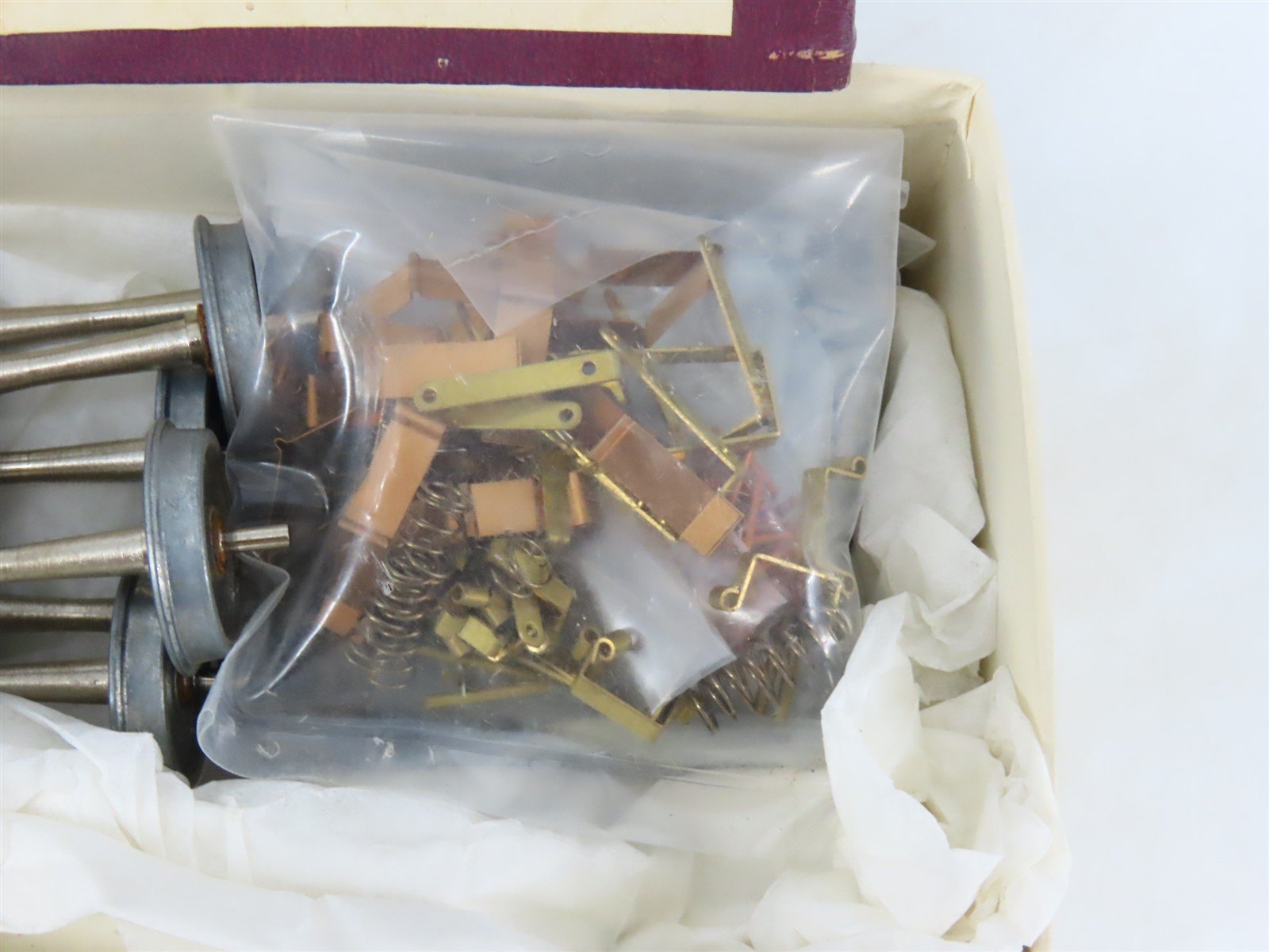 O 2-Rail US Hobbies Kit U-220 Metal 6-Wheel Passenger Trucks & Wheels - 1 Pair
