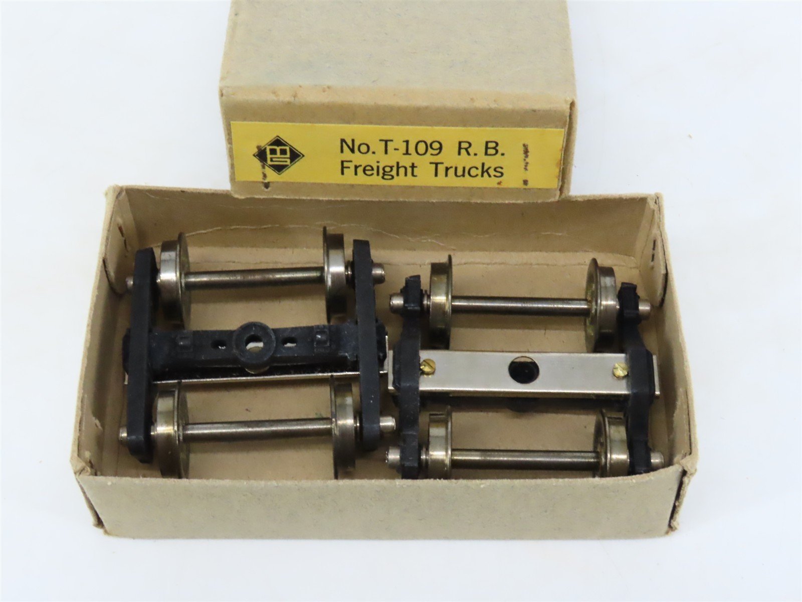 O Scale 2-Rail KTM #T-109 Die-Cast Roller Bearing Trucks w/Metal Wheels - 1 Pair