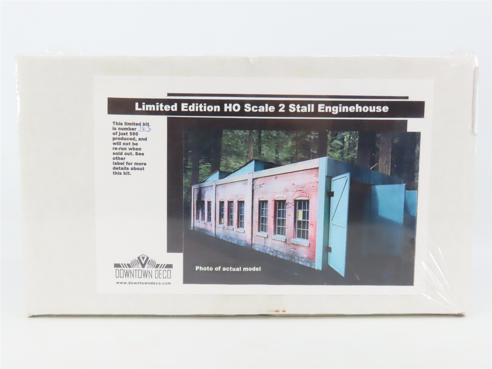 HO 1/87 Scale Downtown Deco Hydrocal Kit #DD1017 Two-Stall Engine House - SEALED