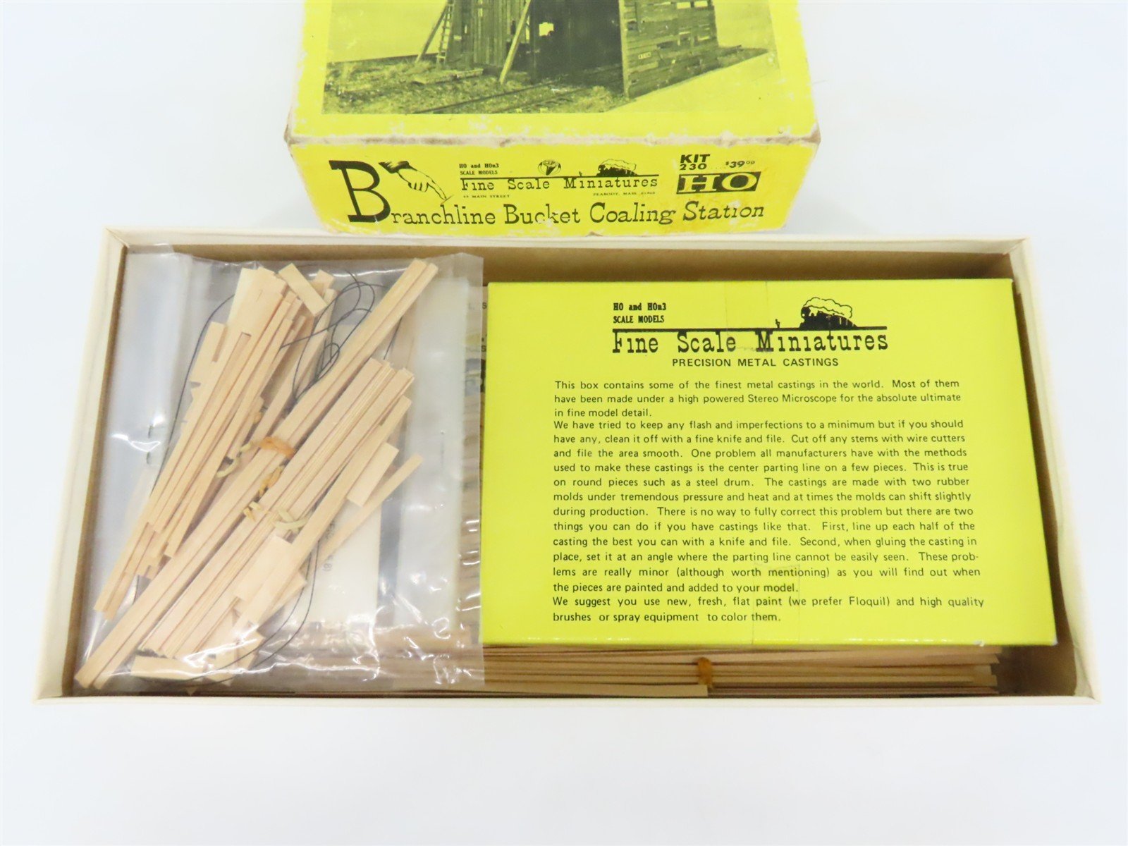 HO Fine Scale Miniatures Craftsman Kit #230 Branchline Bucket Coaling Station