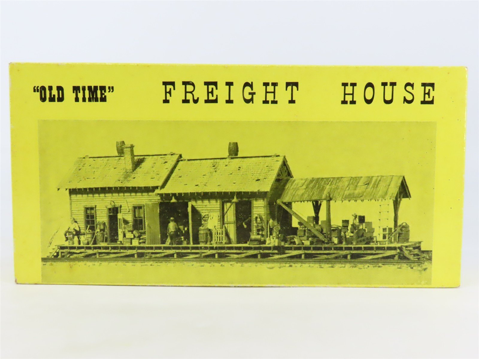 HO 1/87 Fine Scale Miniatures Craftsman Kit #150 Old Time Freight House