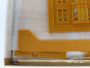 HO Scale Magnuson Models 439-542 1245 N. Water Street Building Kit