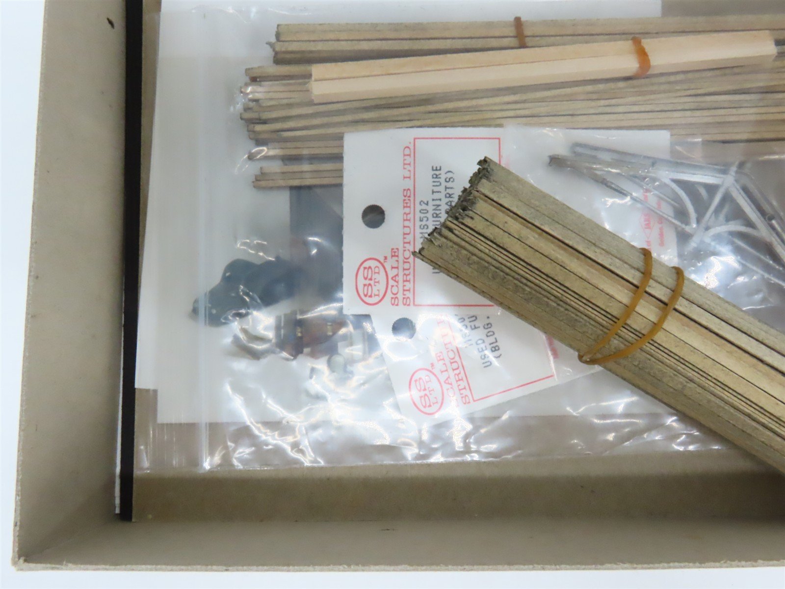 HO Scale Mainline & Siding MS 502 Used Furniture Building Craftsman Kit
