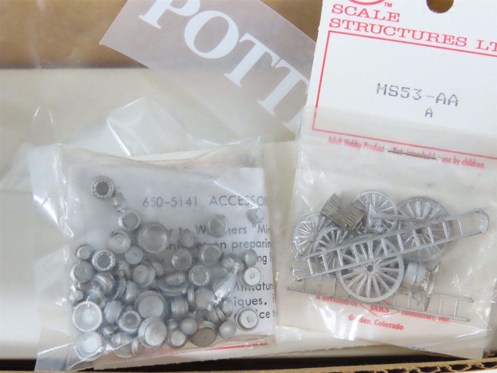 HO Scale Mainline & Siding MS 503 Pottery Barn Accessories Kit