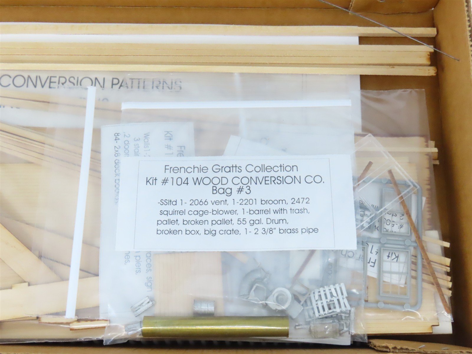 HO Scale Frenchie Gratts 104 Wood Conversion Co. Building Kit
