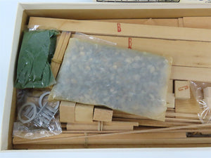 HO Scale Fine Scale Miniatures 35 Engine House Building Kit