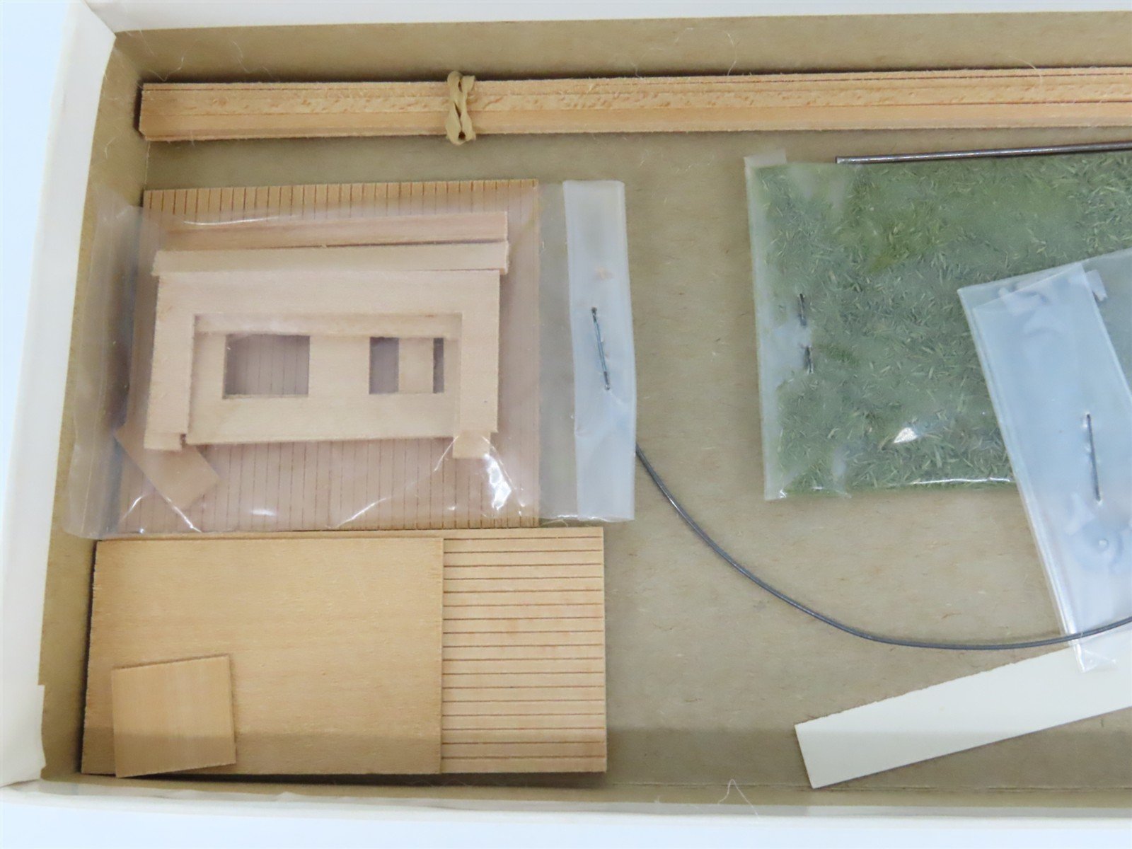 HO Scale Fine Scale Miniatures 30 Signal Tower Building Kit