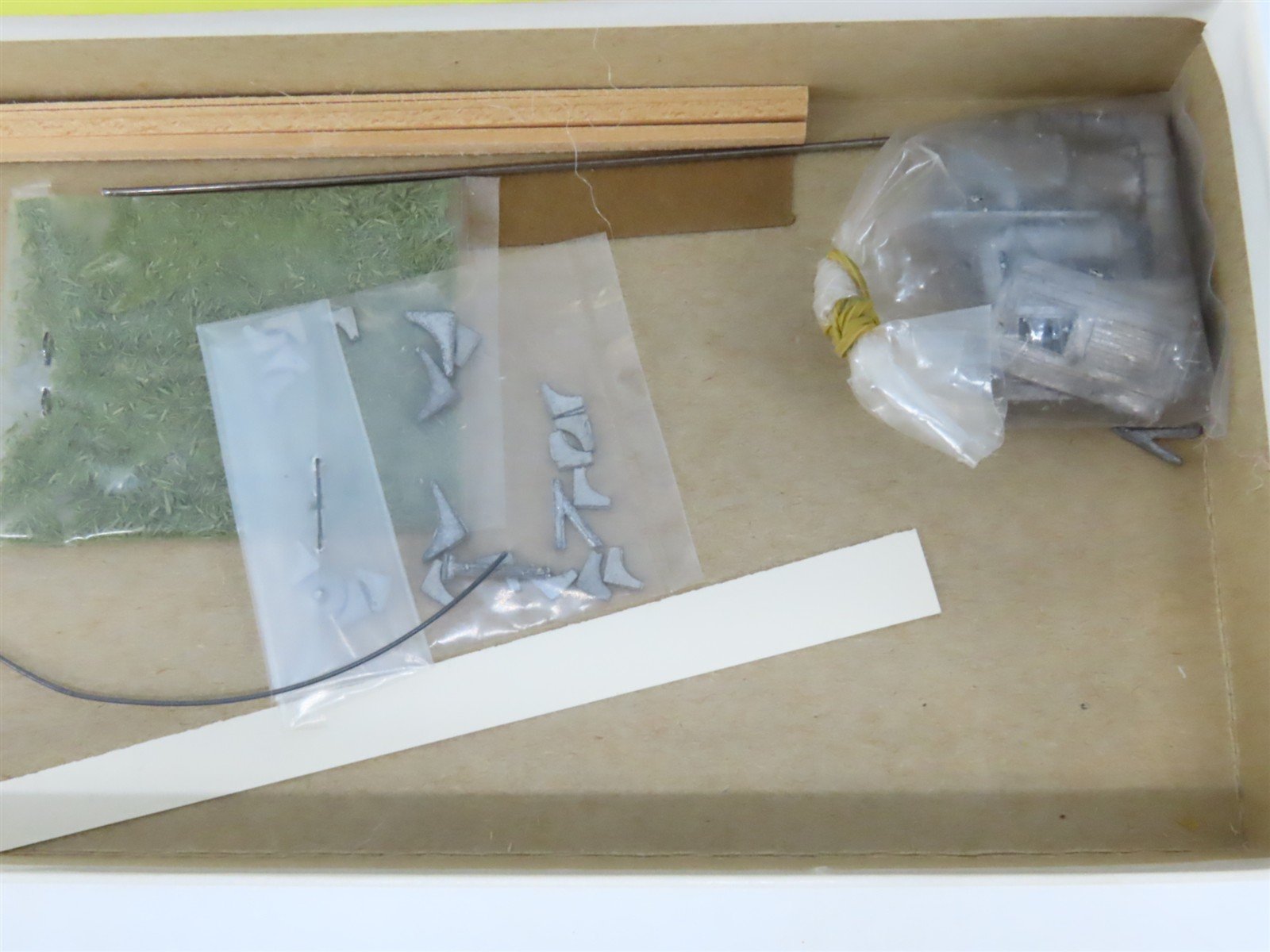 HO Scale Fine Scale Miniatures 30 Signal Tower Building Kit