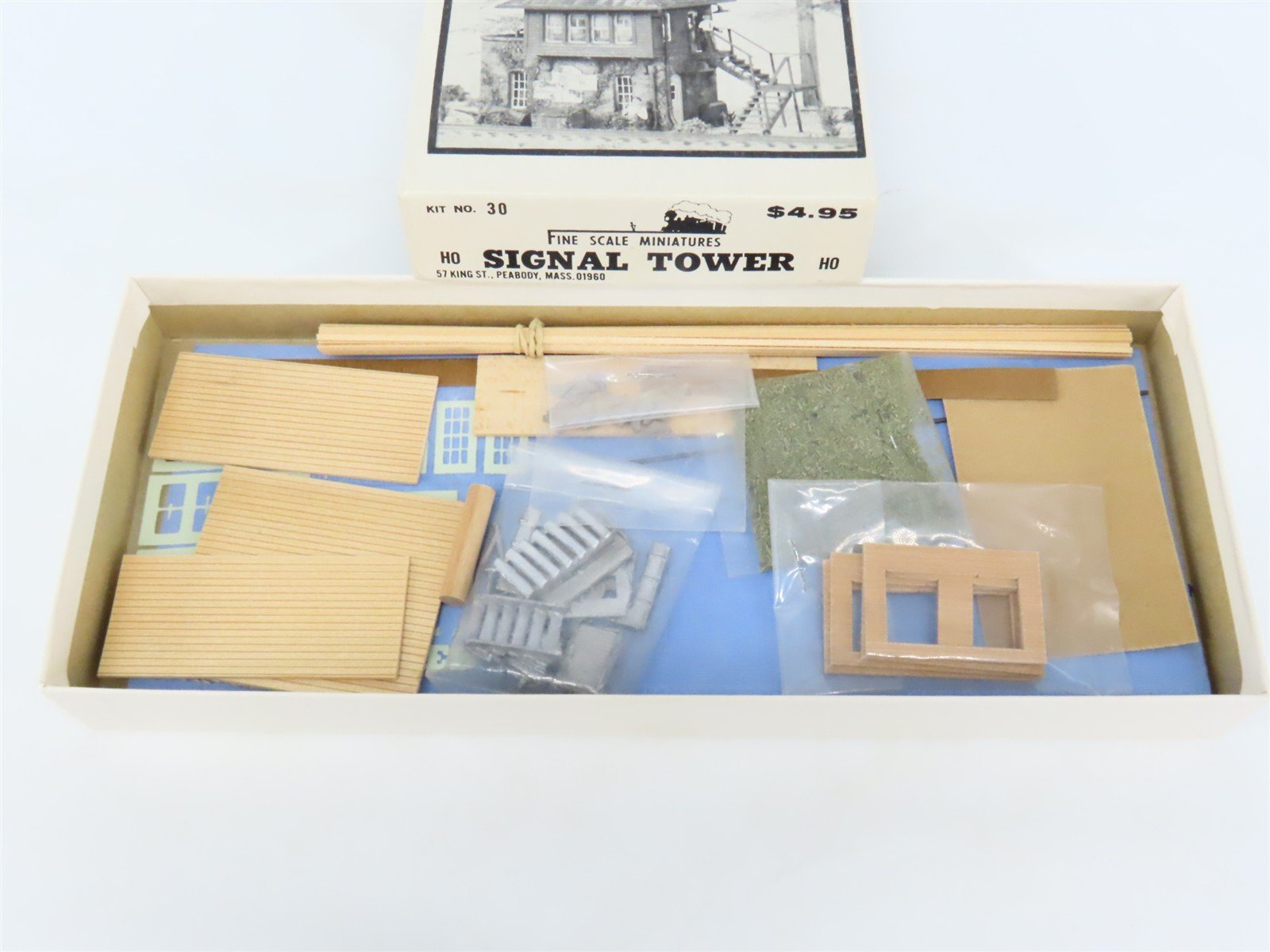 HO Scale Fine Scale Miniatures 30 Signal Tower Building Kit