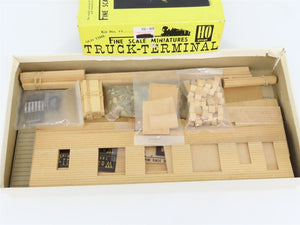 HO Scale Fine Scale Miniatures 55 Weary Willy's Truck Terminal Building Kit