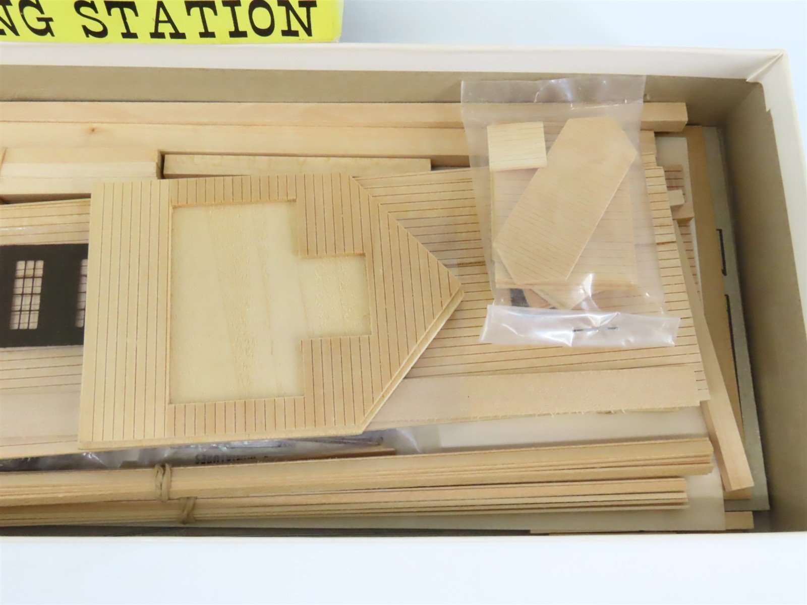 HO Scale Fine Scale Miniatures 60 Coaling Station Ramp Building Kit