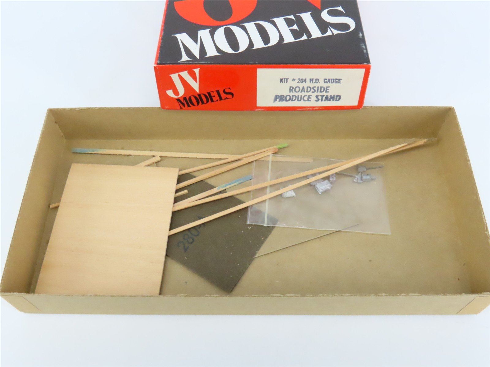 HO Scale JV Models 204 Roadside Produce Stand Building Kit