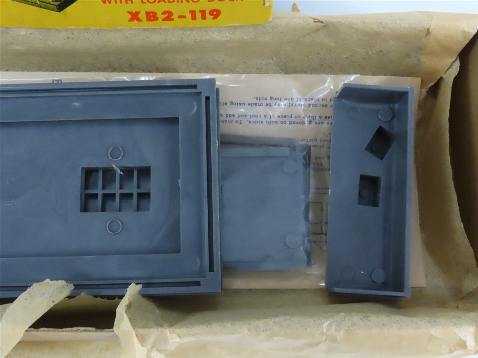 HO Scale Ulrich XB2-119 Add a Unit Expandable Factory Building Kit