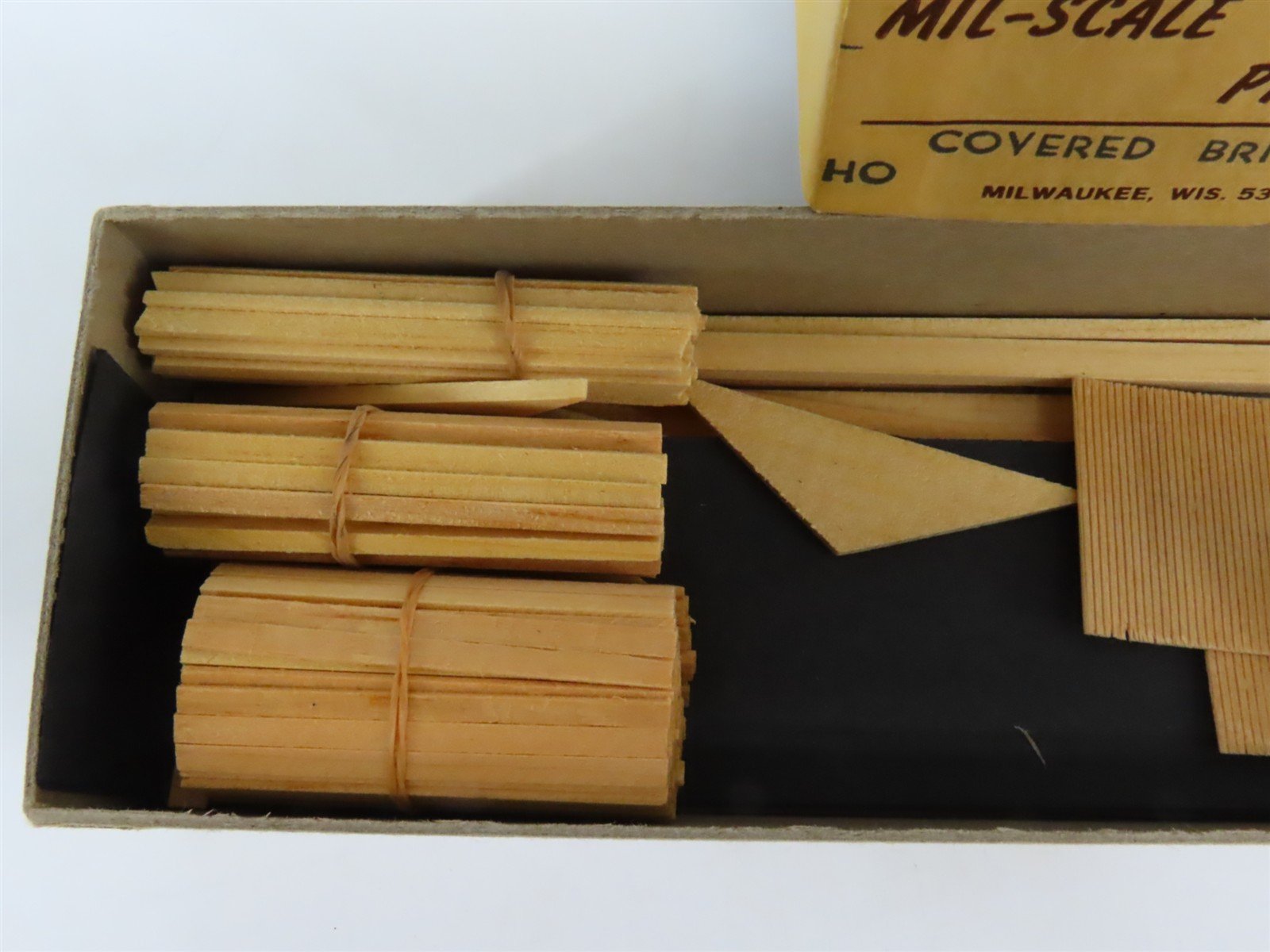HO Scale Mil-Scale Products S-80 65' Covered Bridge Building Kit