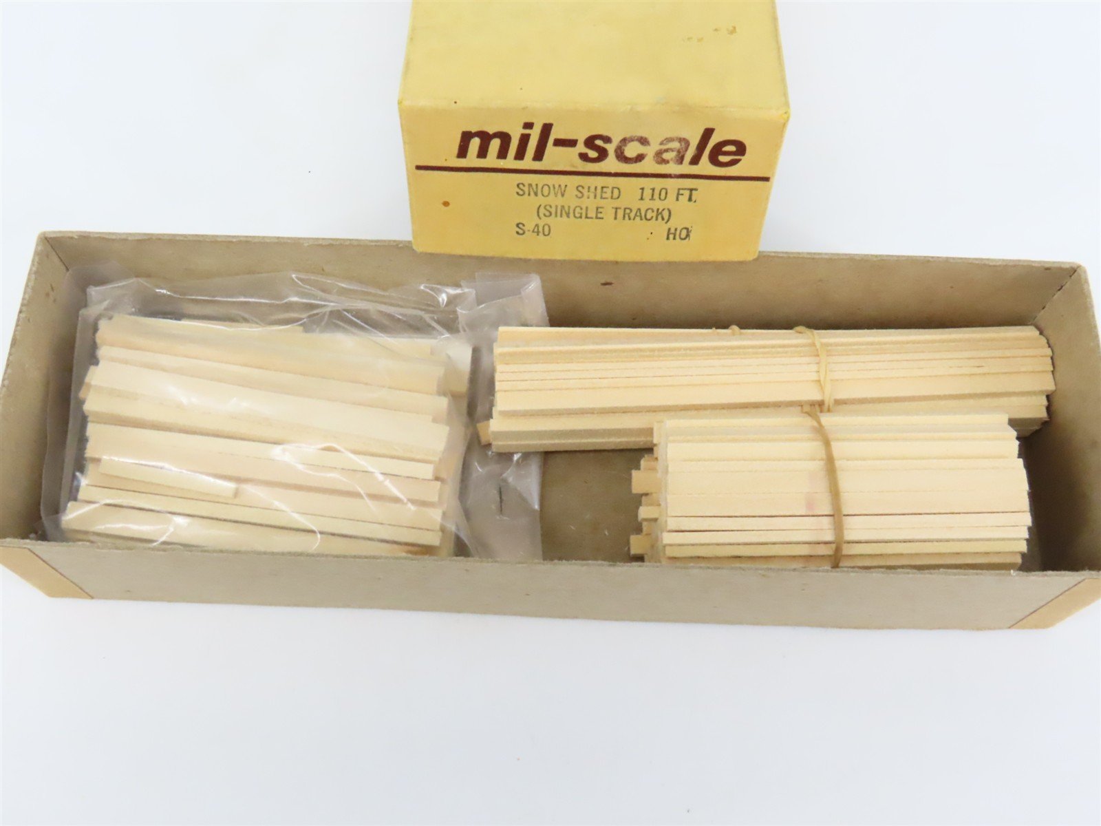 HO Scale Mil-Scale Products S-40 Single Track Snow Shed 110' Building Kit