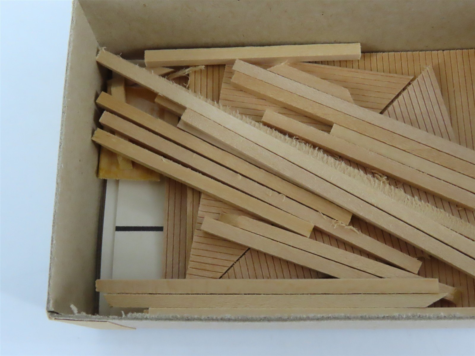 HO Scale Walthers U785 Timber Tunnel Portal Building Kit