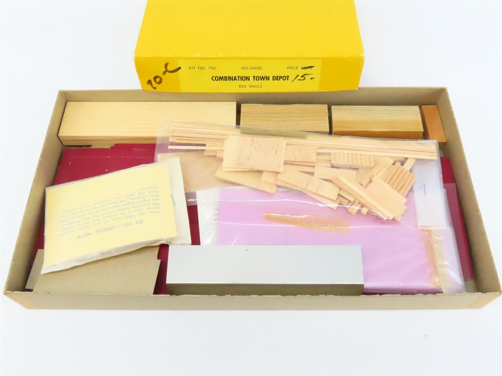 HO Scale Suydam 70C Combination Town Depot Building Craftsman Kit