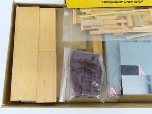HO Scale Suydam 70 Combination Town Depot Building Craftsman Kit