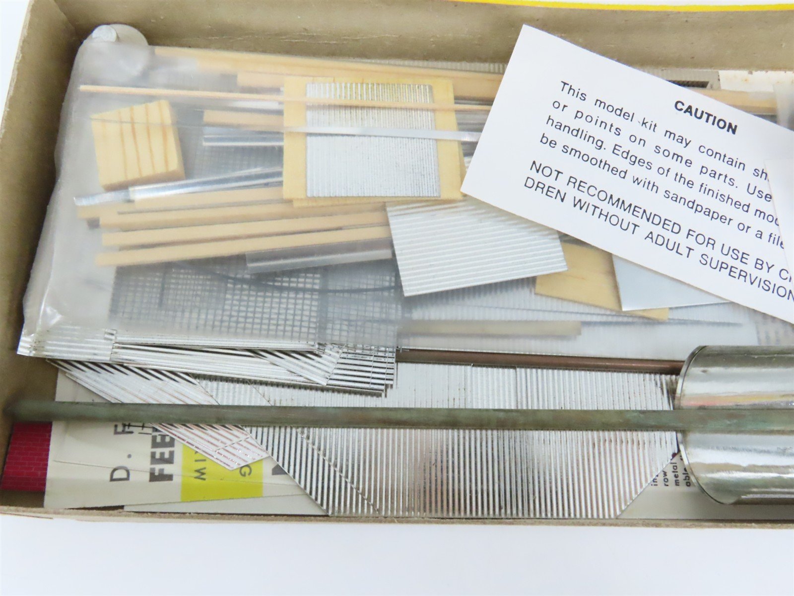 HO Scale California Model Co. 12 Grain Elevator Building Craftsman Kit