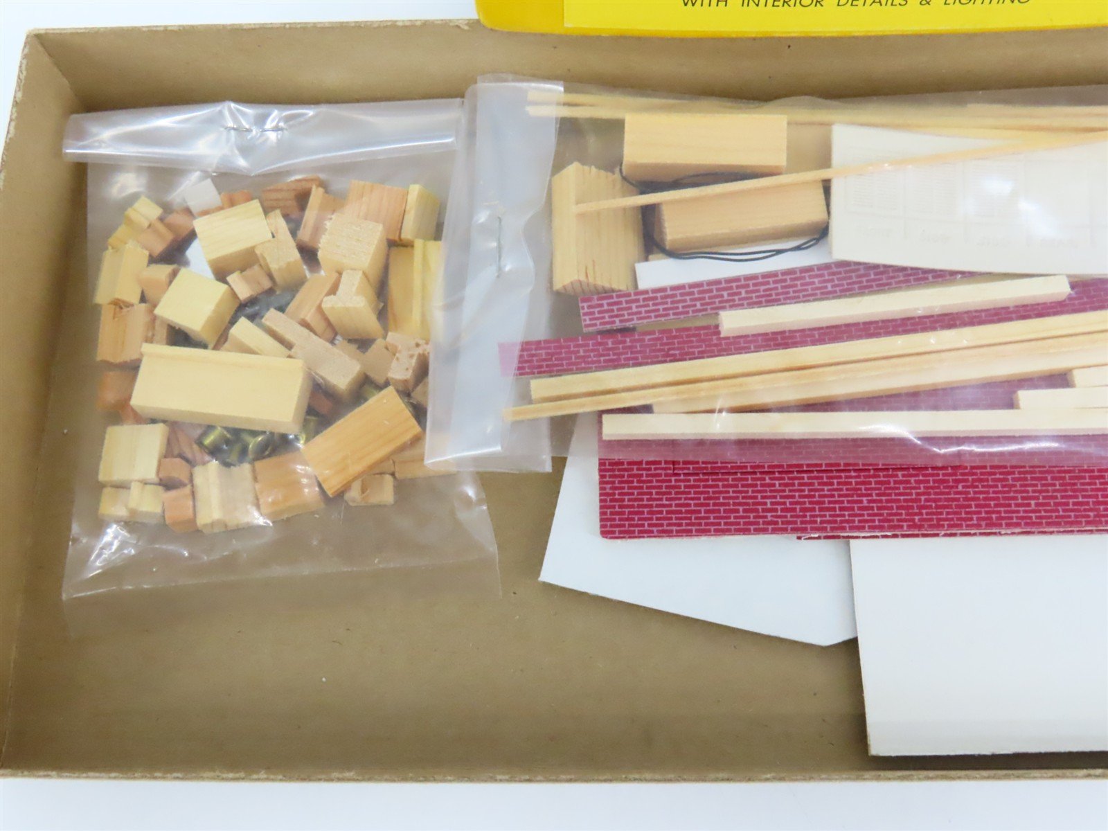 HO Scale Suydam 75 Triangle Cafe Building Craftsman Kit