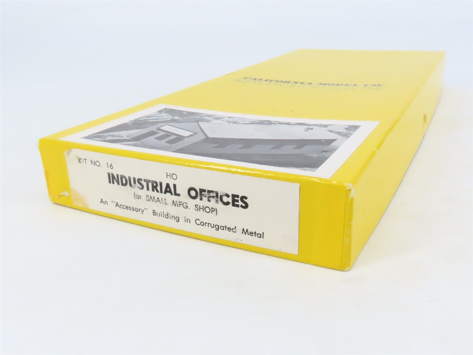 HO California Model Co. 16 Industrial Offices Building Craftsman Kit