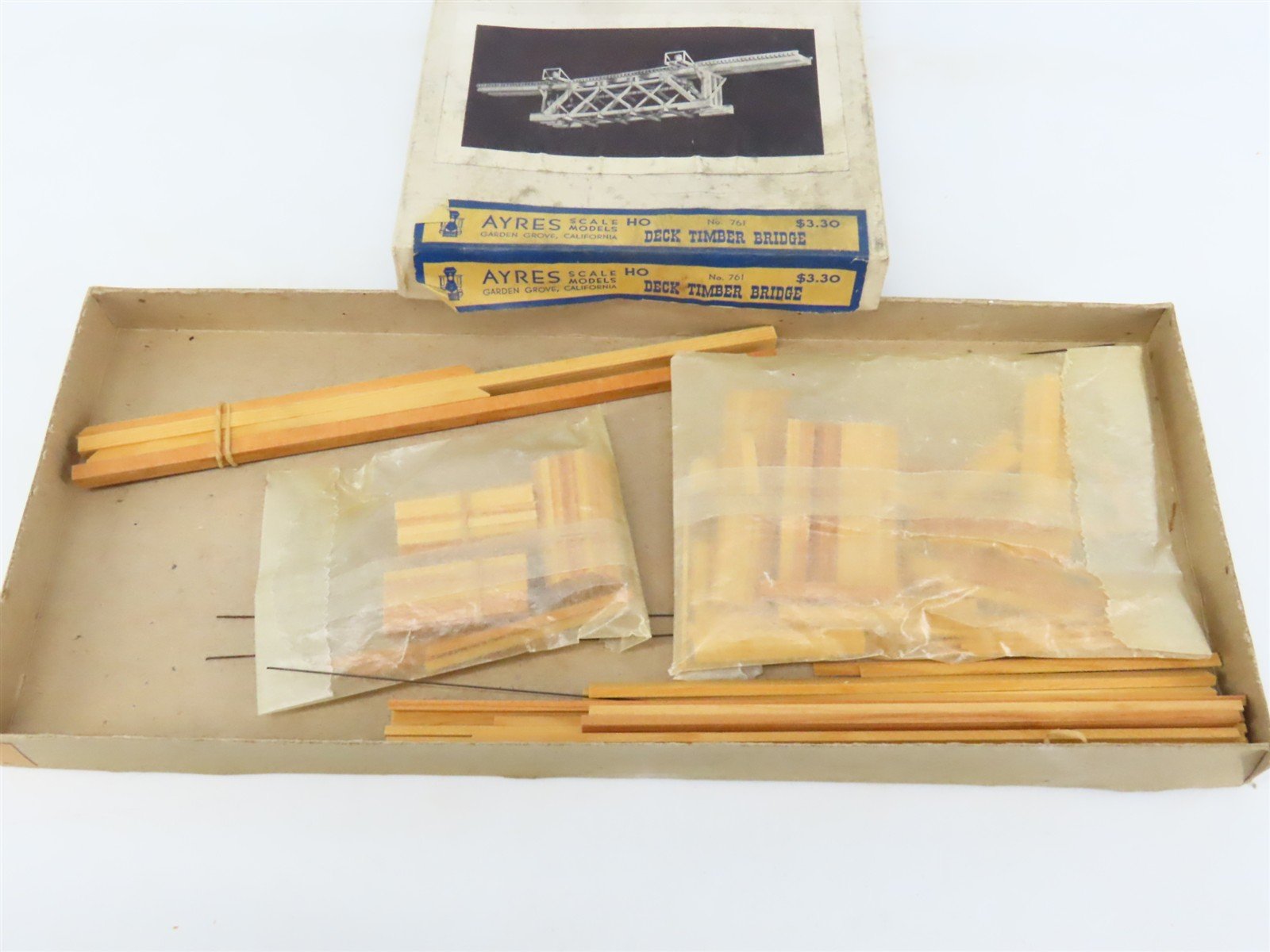 HO Scale Ayres 761 Deck Timber Bridge Building Craftsman Kit