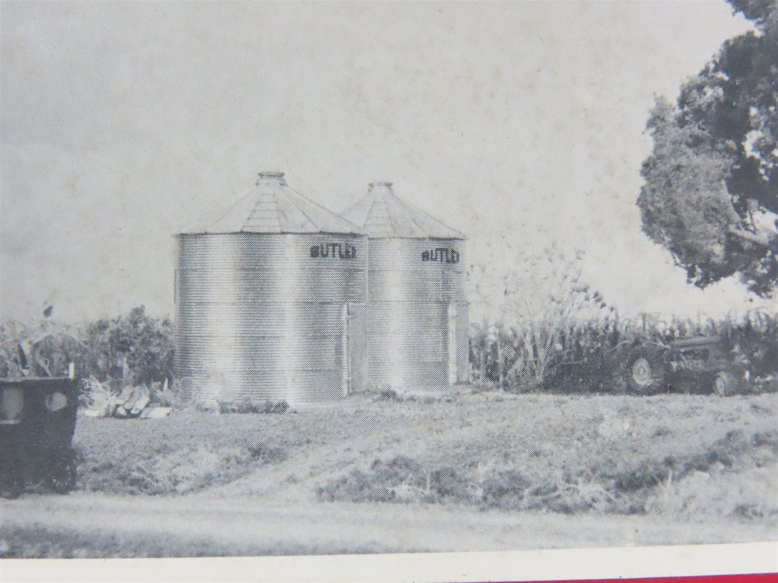 HO Columbia Valley Models CVM 8704 Set of 2 Grain Bins Building Craftsman Kit