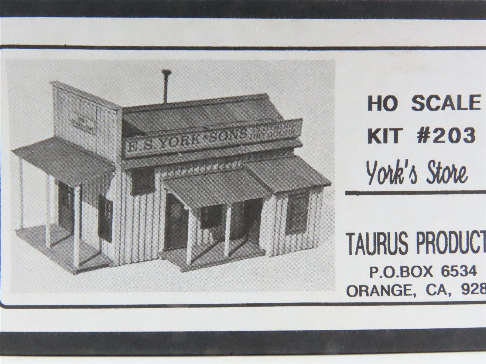 HO Scale Taurus Products 203 York's Store Building Craftsman Kit