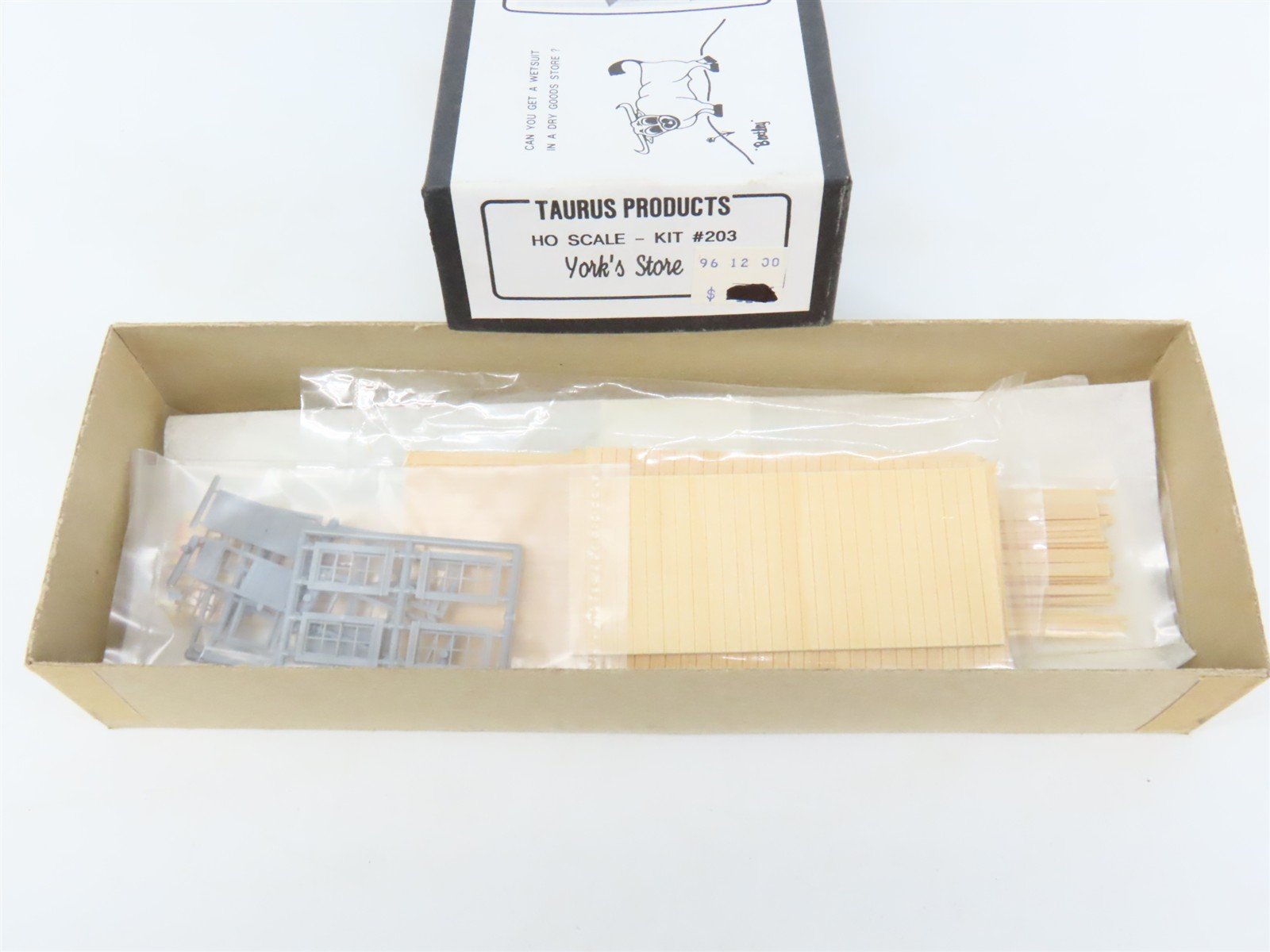HO Scale Taurus Products 203 York's Store Building Craftsman Kit