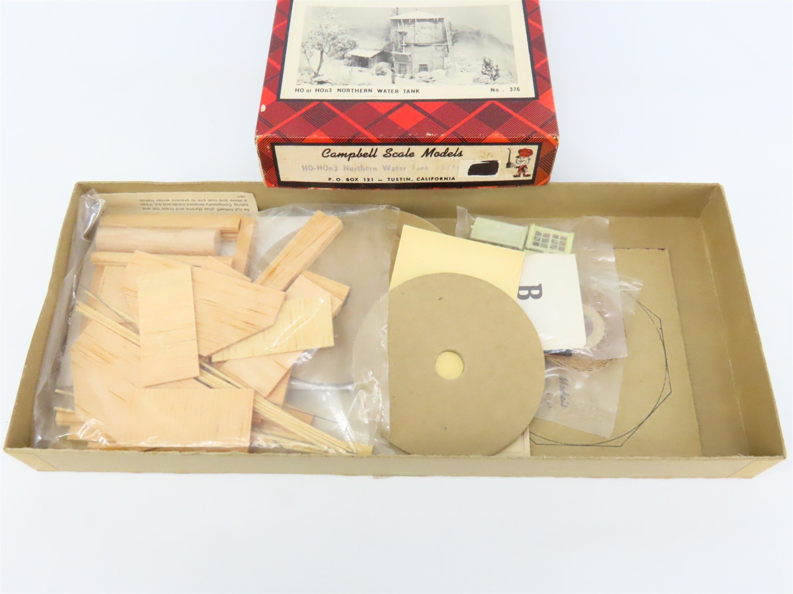 HO Scale Campbell 376 Northern Water Tank Building Craftsman Kit