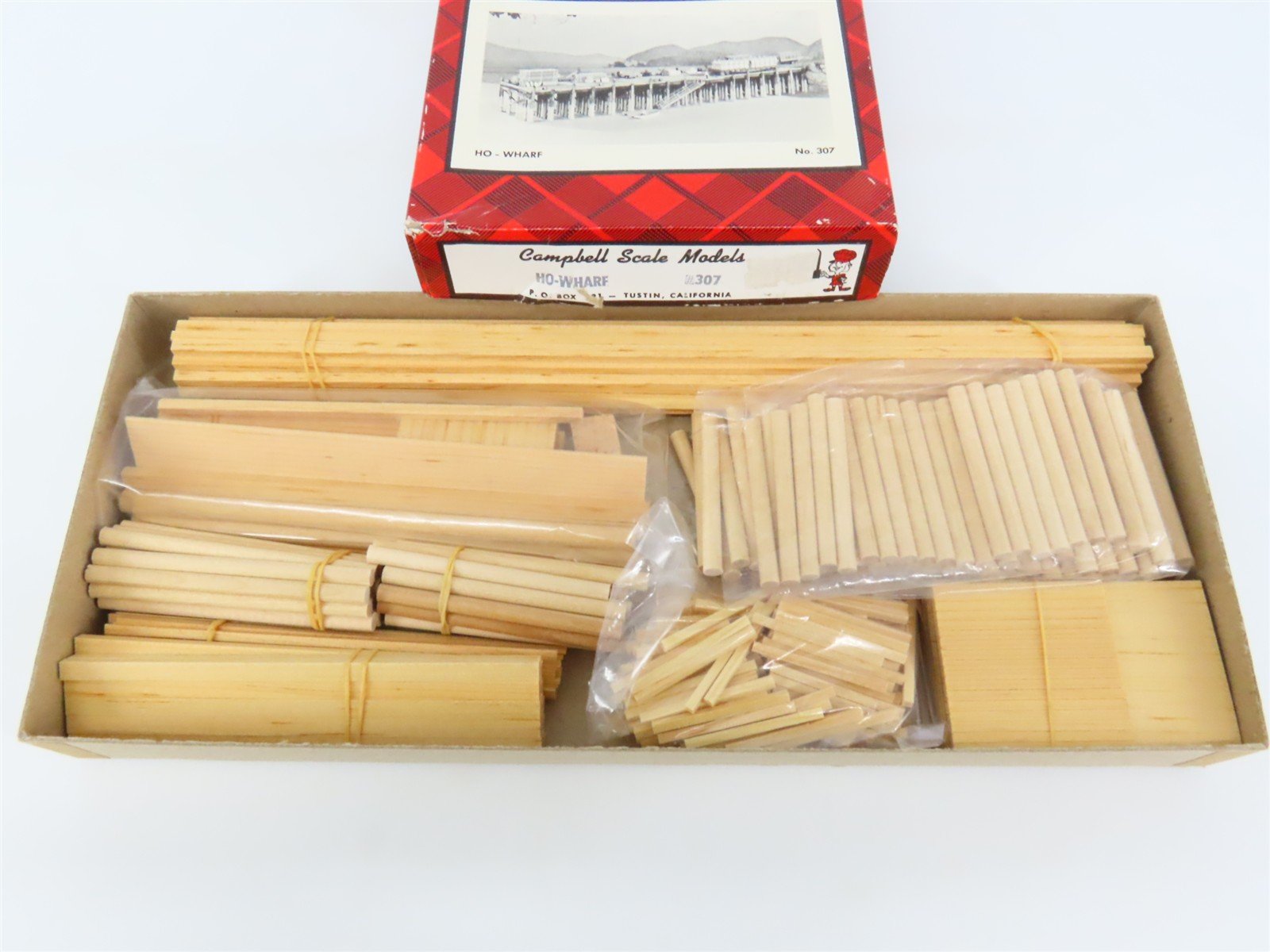 HO Scale Campbell 307 Wharf Building Craftsman Kit