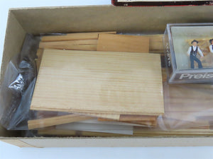 HO Scale Campbell 368 Shed Under Construction Building Craftsman Kit