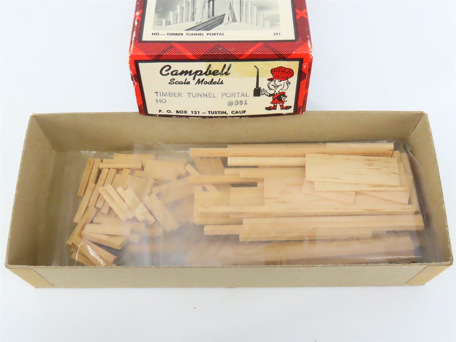 HO Scale Campbell 351 Timber Tunnel Portal Building Craftsman Kit