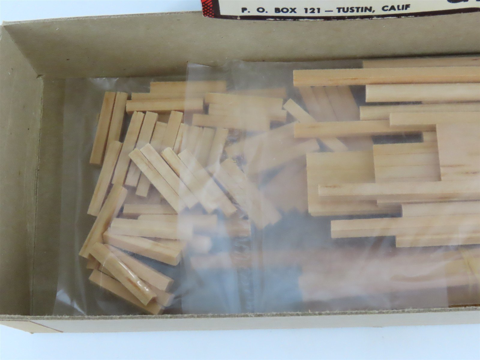 HO Scale Campbell 351 Timber Tunnel Portal Building Craftsman Kit