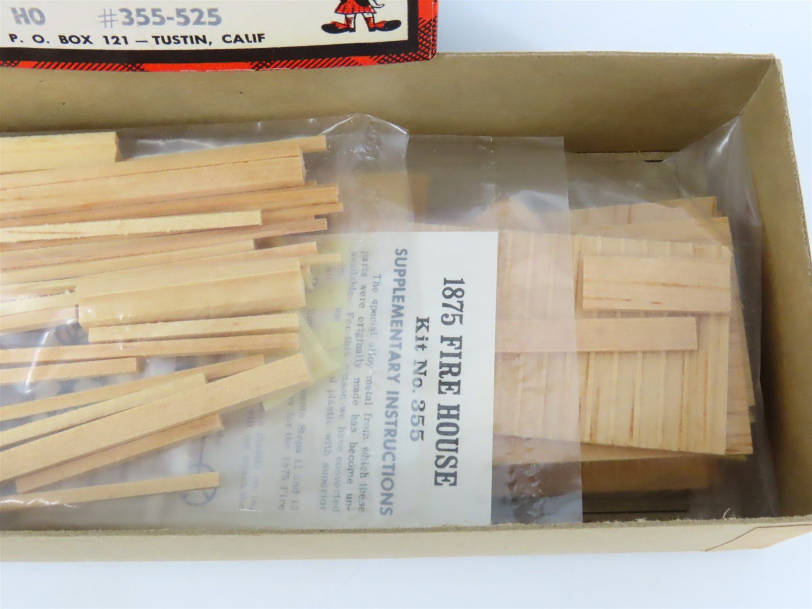 HO Scale Campbell 355-525 1875 Fire House Building Craftsman Kit