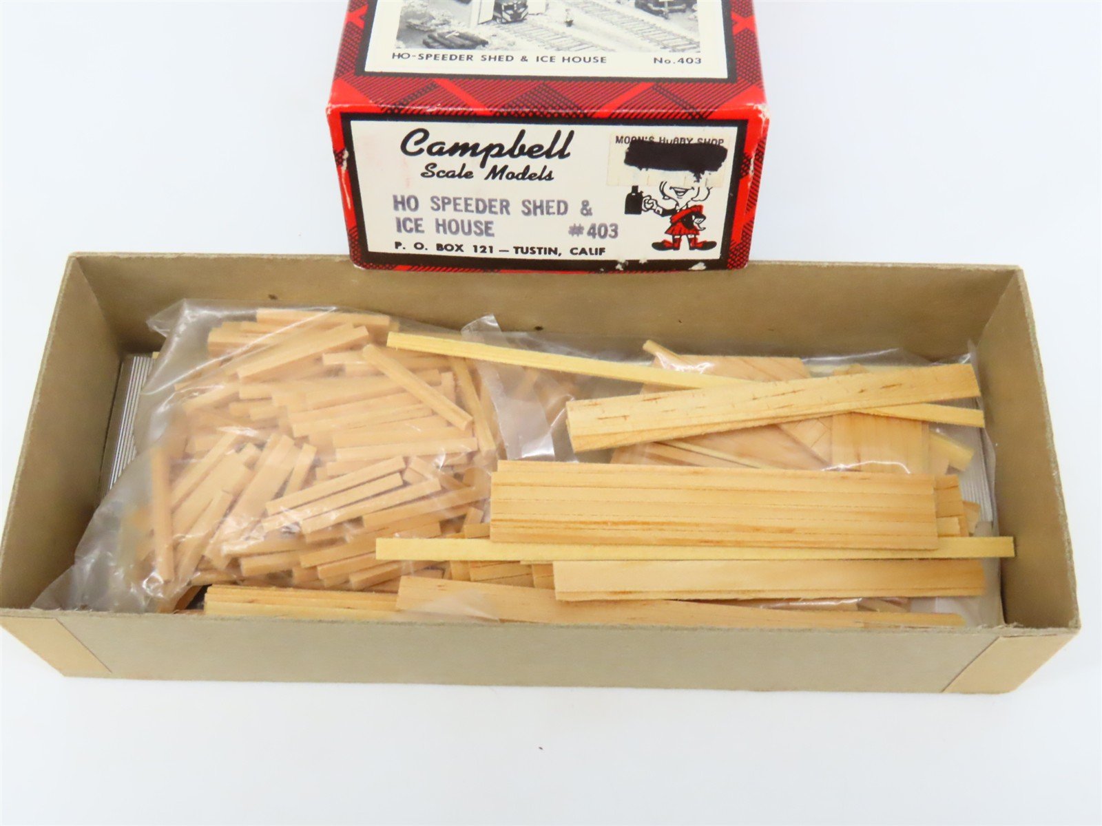 HO Scale Campbell 403 Speeder Shed & Ice House Building Craftsman Kit