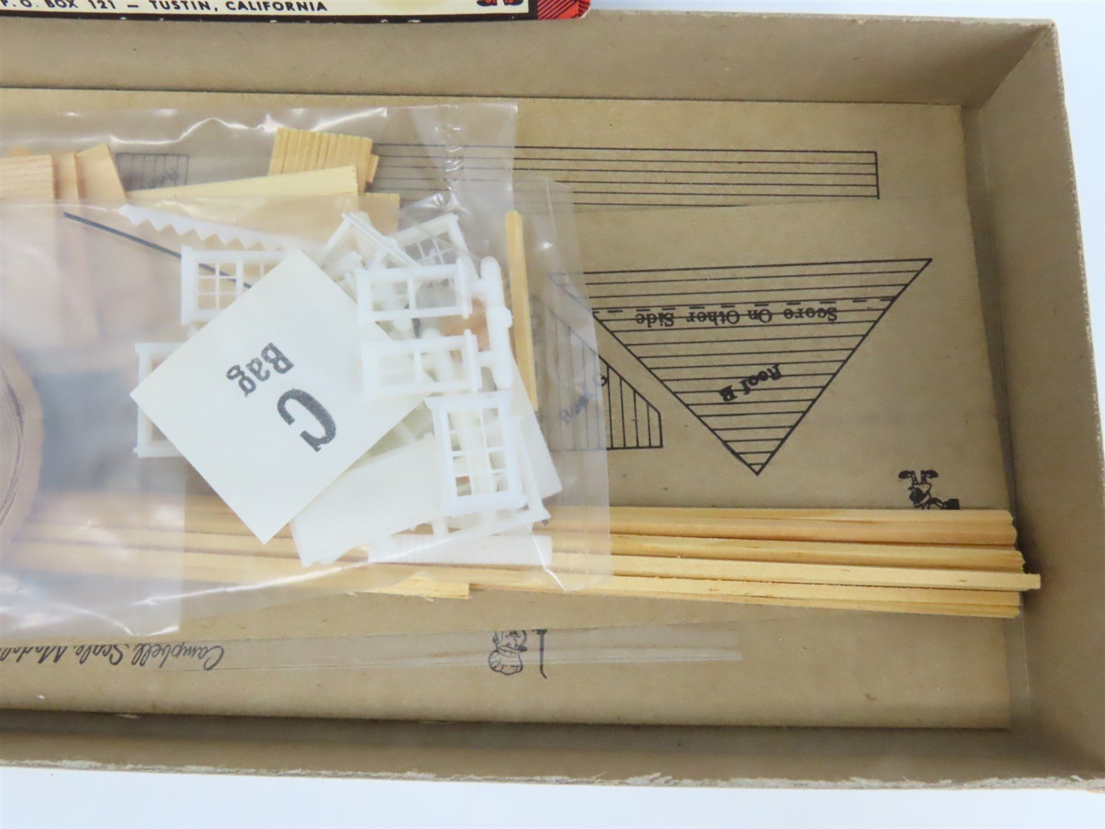 HO Scale Campbell 423 Kiowa Junction Building Craftsman Kit