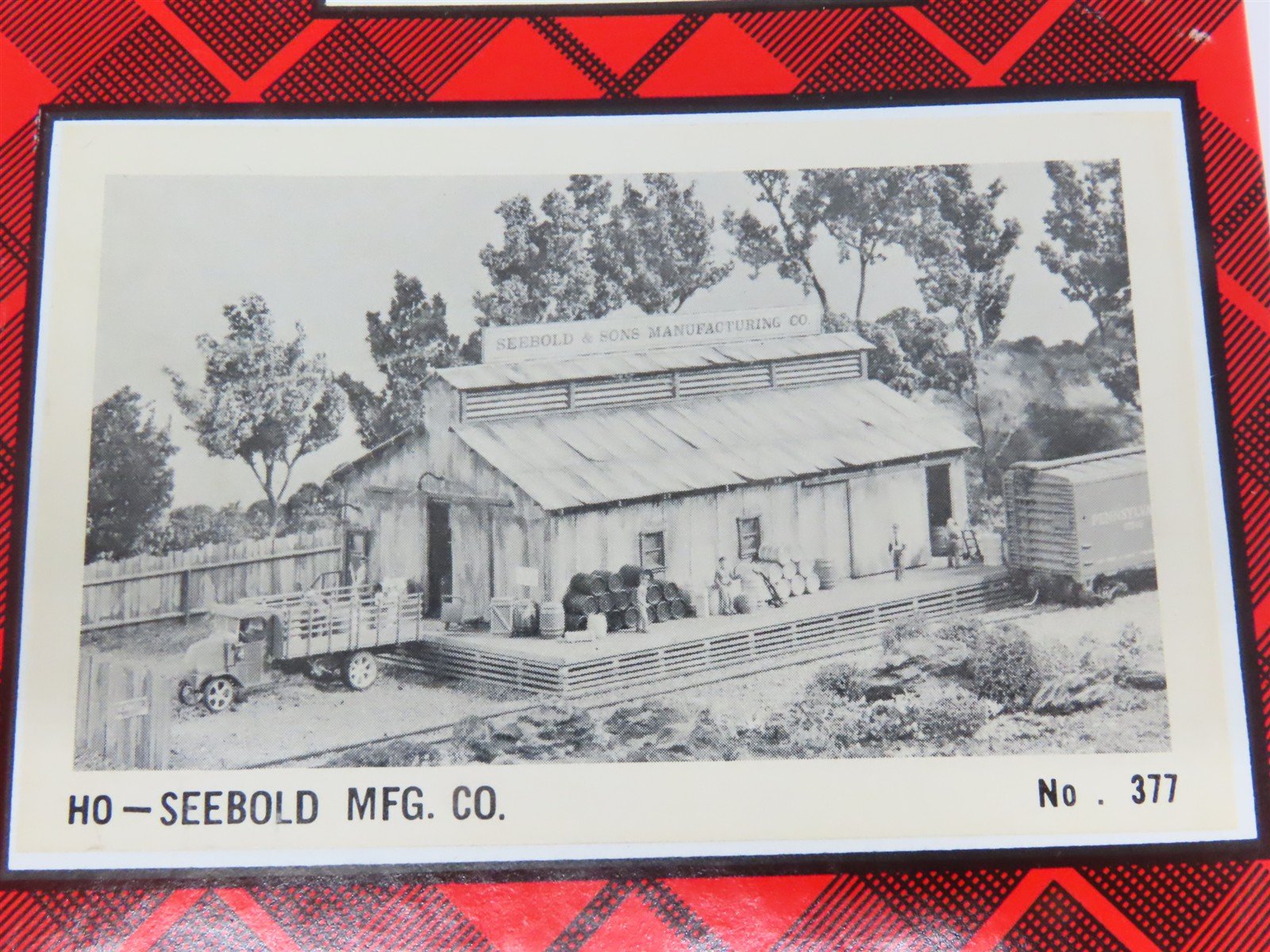 HO Scale Campbell 377 Seebold Manufacturing Co. Building Craftsman Kit