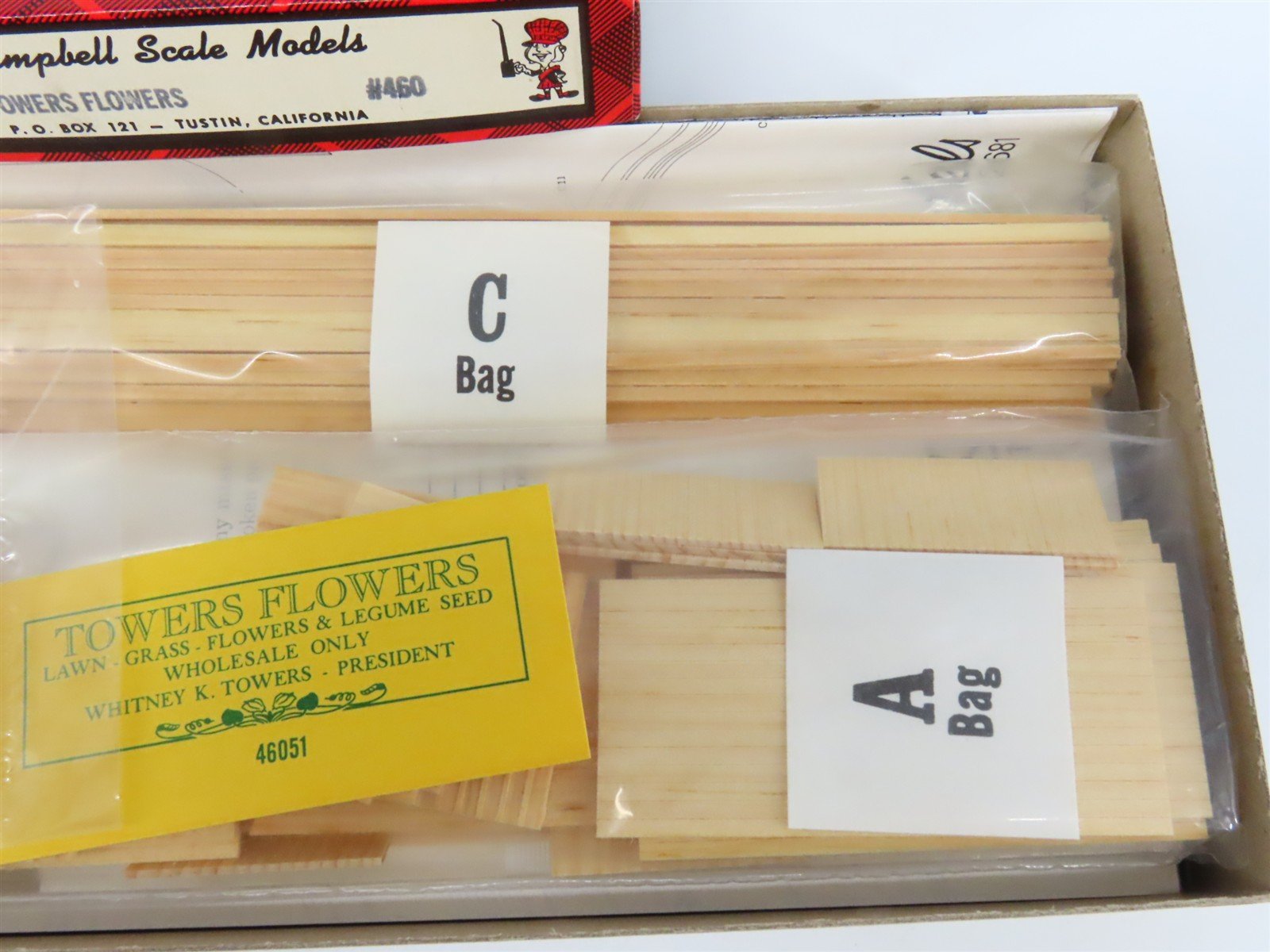 HO Scale Campbell 460 Towers Flowers Building Craftsman Kit