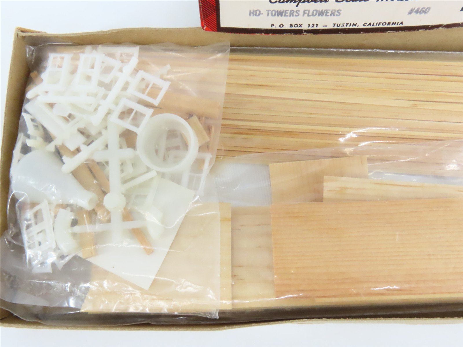 HO Scale Campbell 460 Towers Flowers Building Craftsman Kit