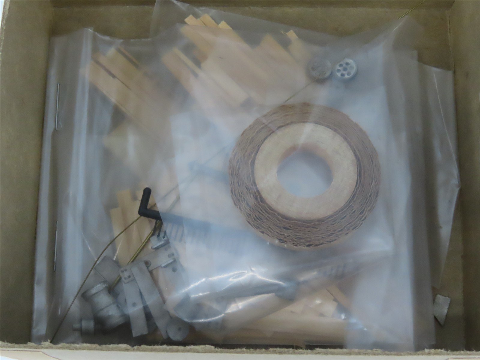HO/HOn3 Scale Sequoia 4011 Sandhouse & Bucket Crane Building Craftsman Kit
