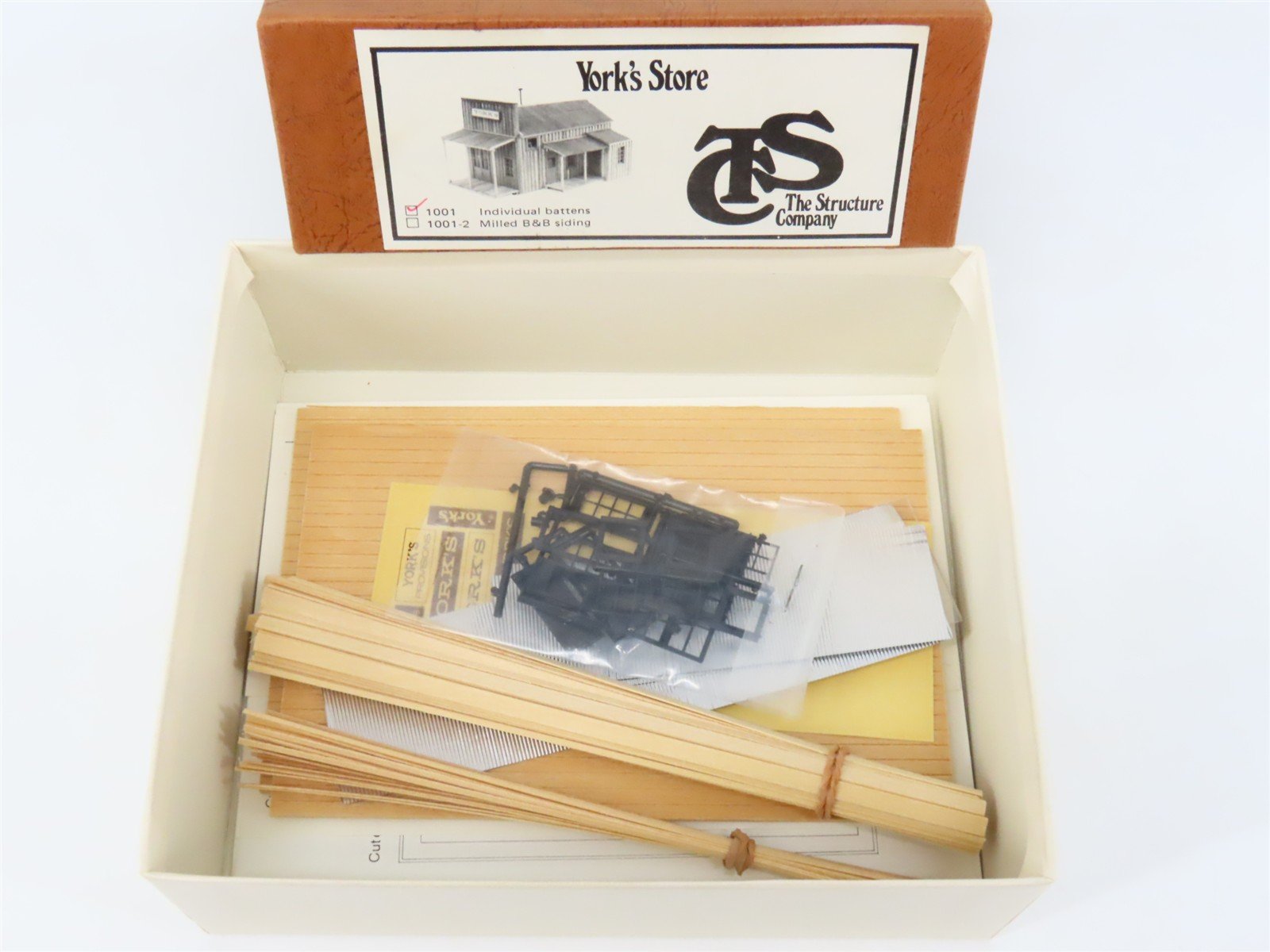HO Scale The Structure Company 1001 York's Store Building Craftsman Kit