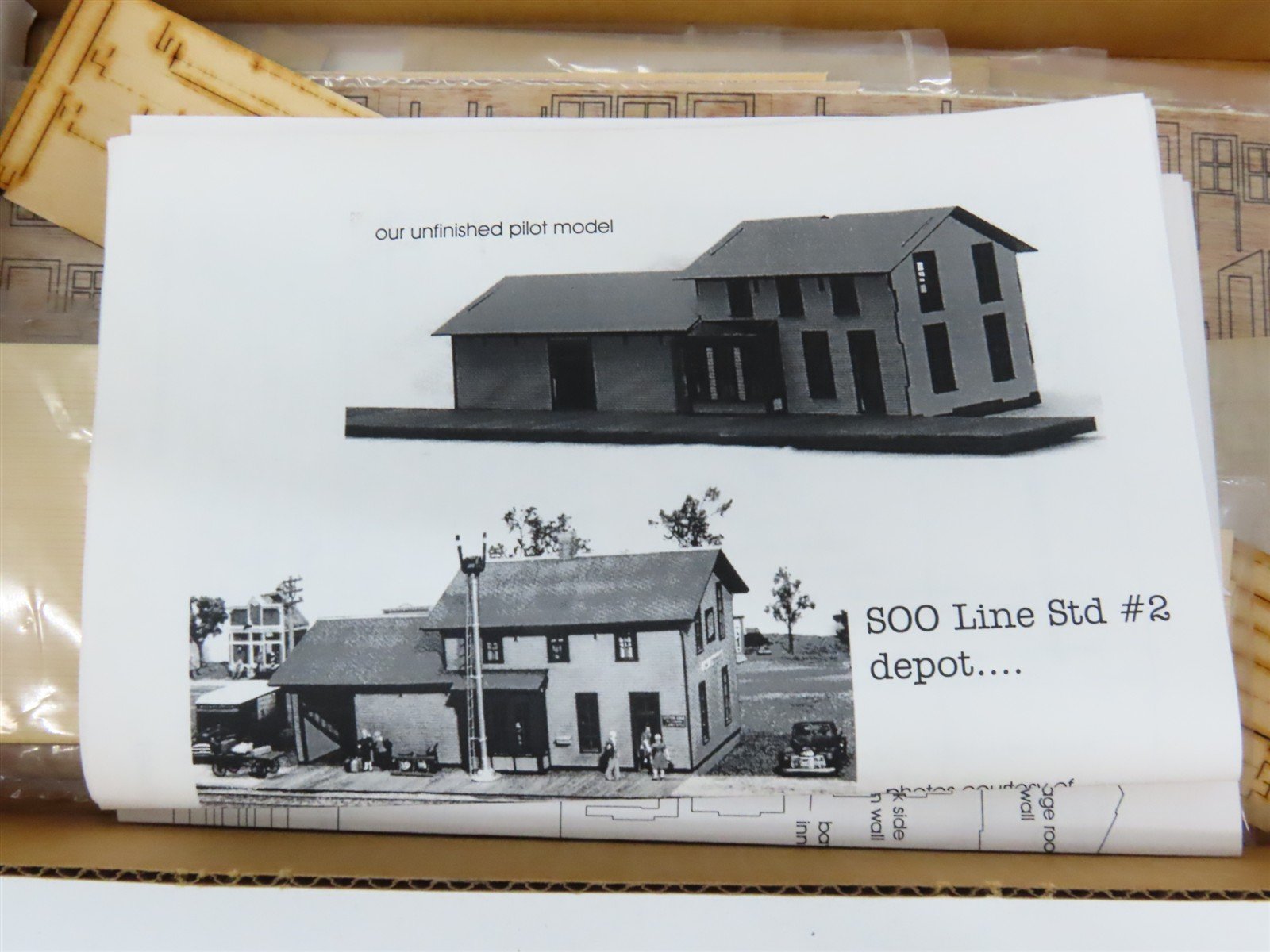 HO Scale Tomalco 2083 SOO Line Standard #2 Depot Building Craftsman Kit