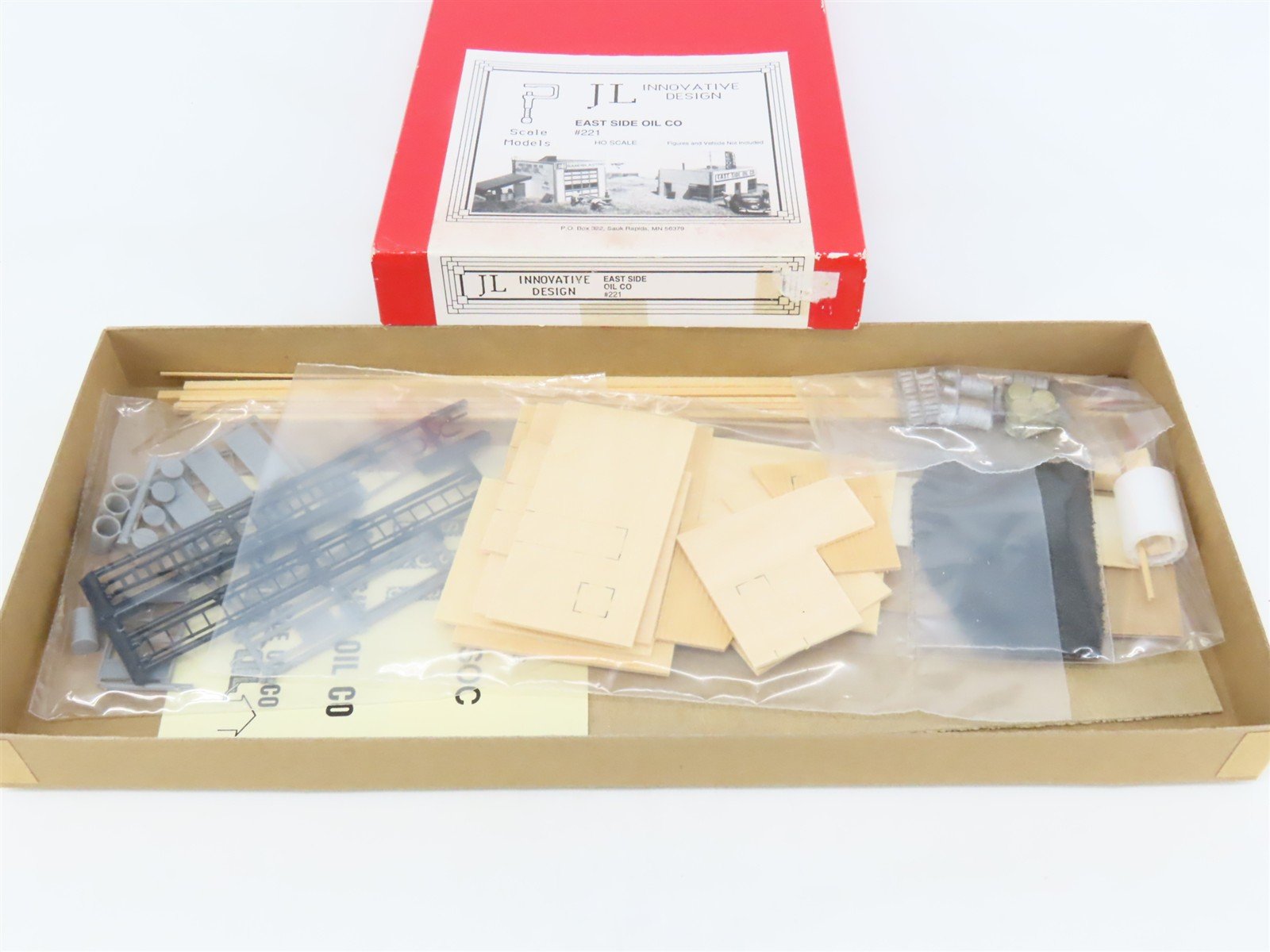 HO 1/87 Scale JL Innovative Design Craftsman Kit #221 East Side Oil Co.