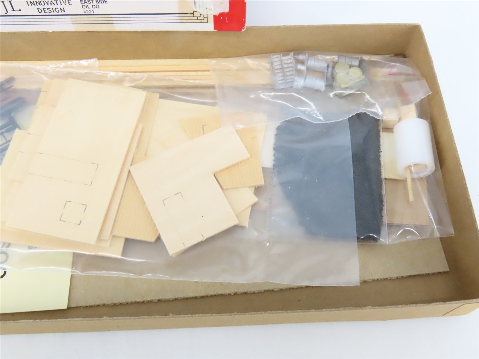 HO 1/87 Scale JL Innovative Design Craftsman Kit #221 East Side Oil Co.