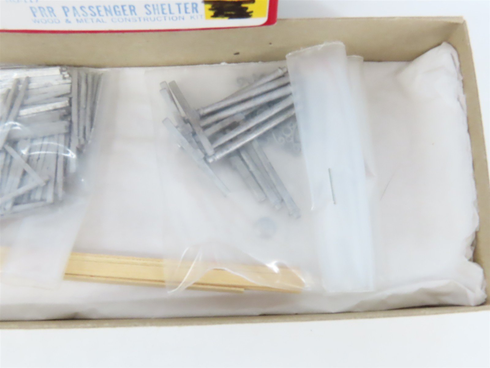 HO 1/87 Scale Keystone Craftsman Kit #HO-117 PRR Passenger Shelter