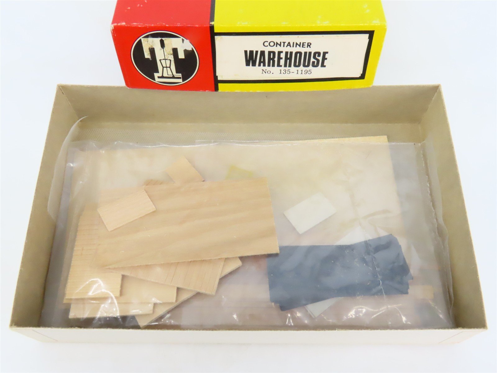 HO 1/87 Scale Timberline Models Craftsman Kit #135 Container Warehouse