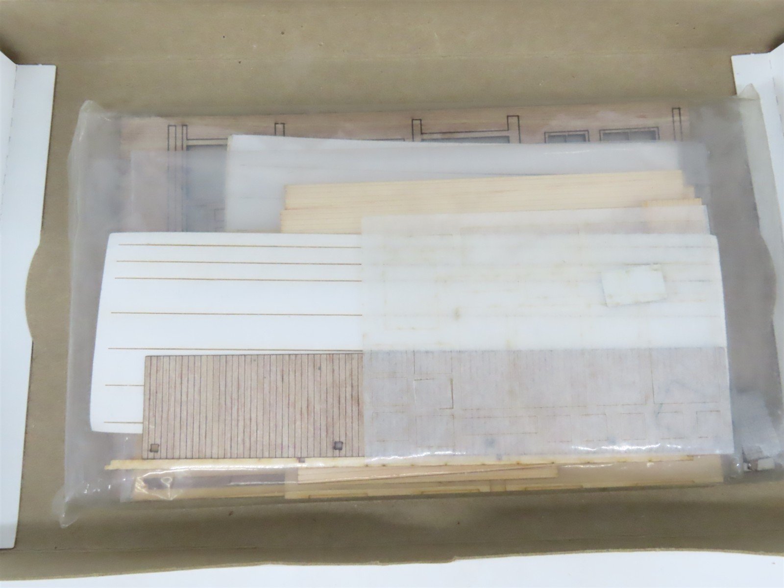 HO 1/87 Scale American Model Builders LaserKit #135 Ellington Mercantile