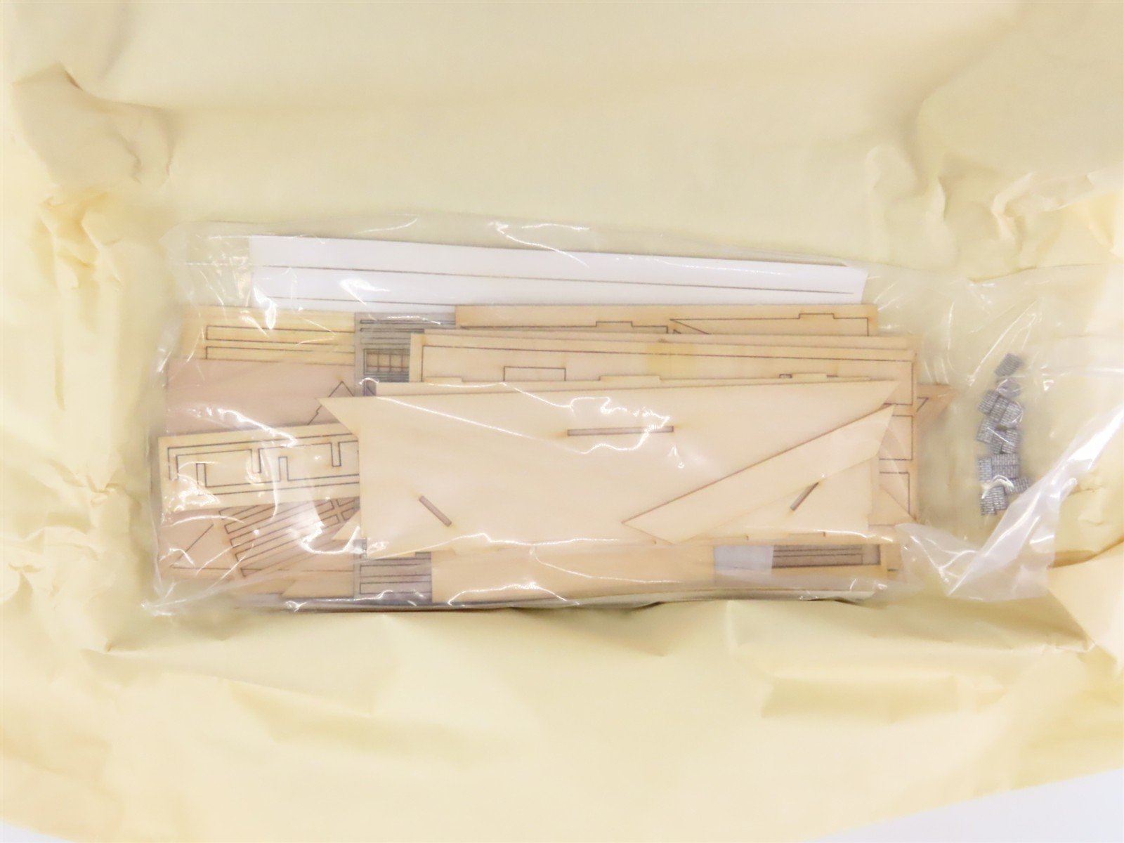 HO 1/87 Scale American Model Builders LaserKit #152 Big Four Freight House