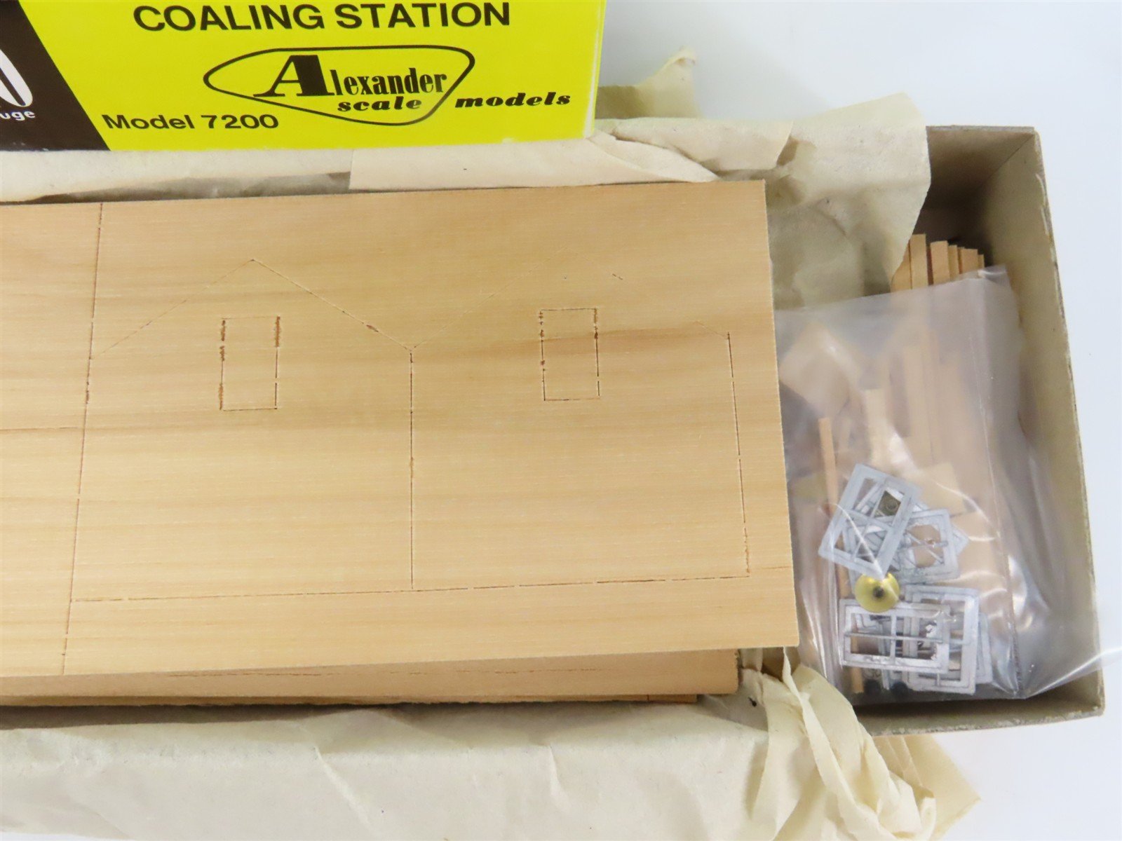 HO 1/87 Scale Alexander Scale Models Craftsman Kit #7200 Coaling Station